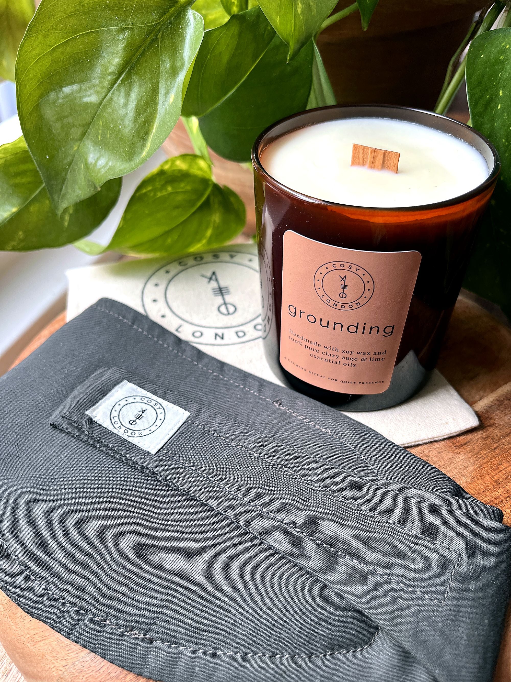 The Restful Set Mask and Aromatherapy Calming Gift Set