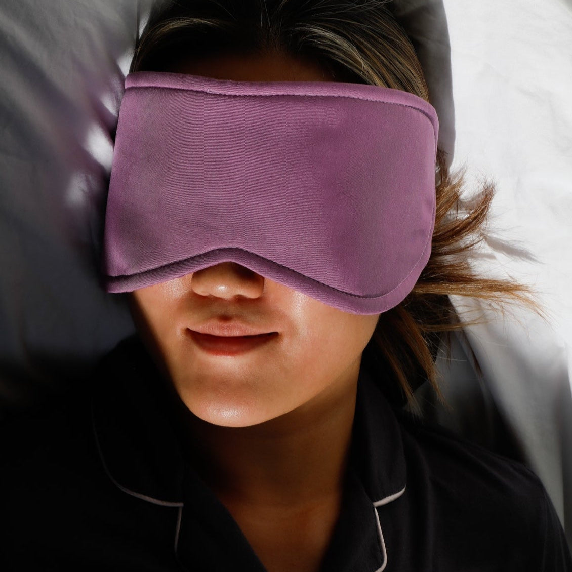 Cosy London Eye Mask in Violet