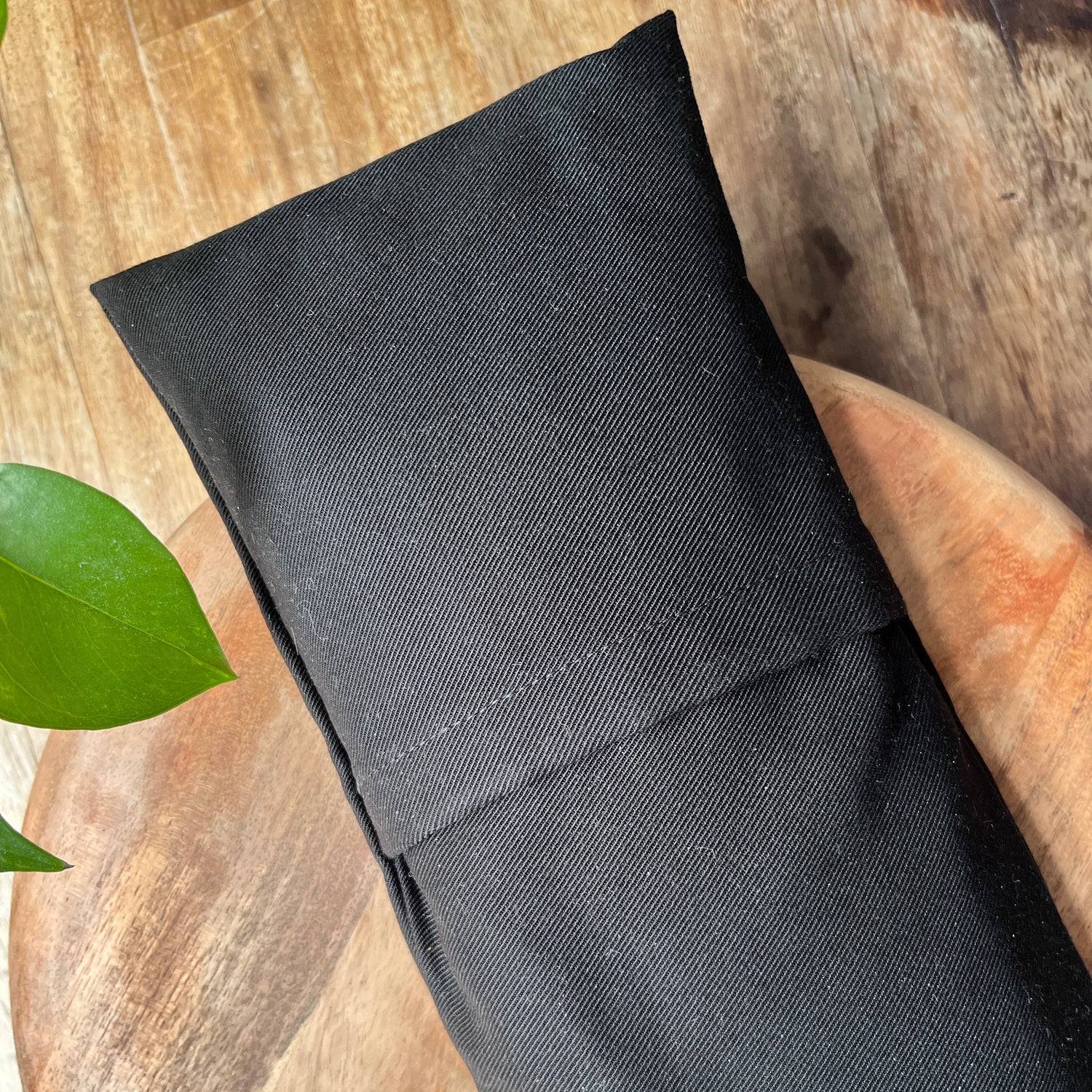 Black Weighted Eye Pillow with Dried Lavender for Rest &amp; Relaxation