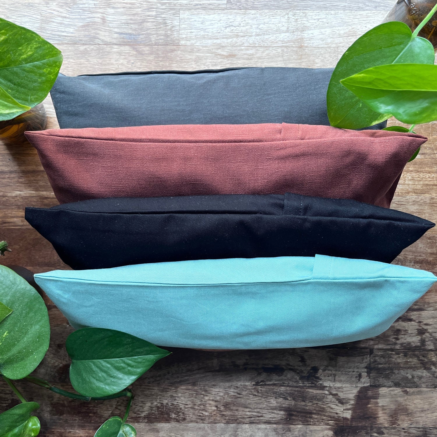 Black Weighted Eye Pillow with Dried Lavender for Rest &amp; Relaxation
