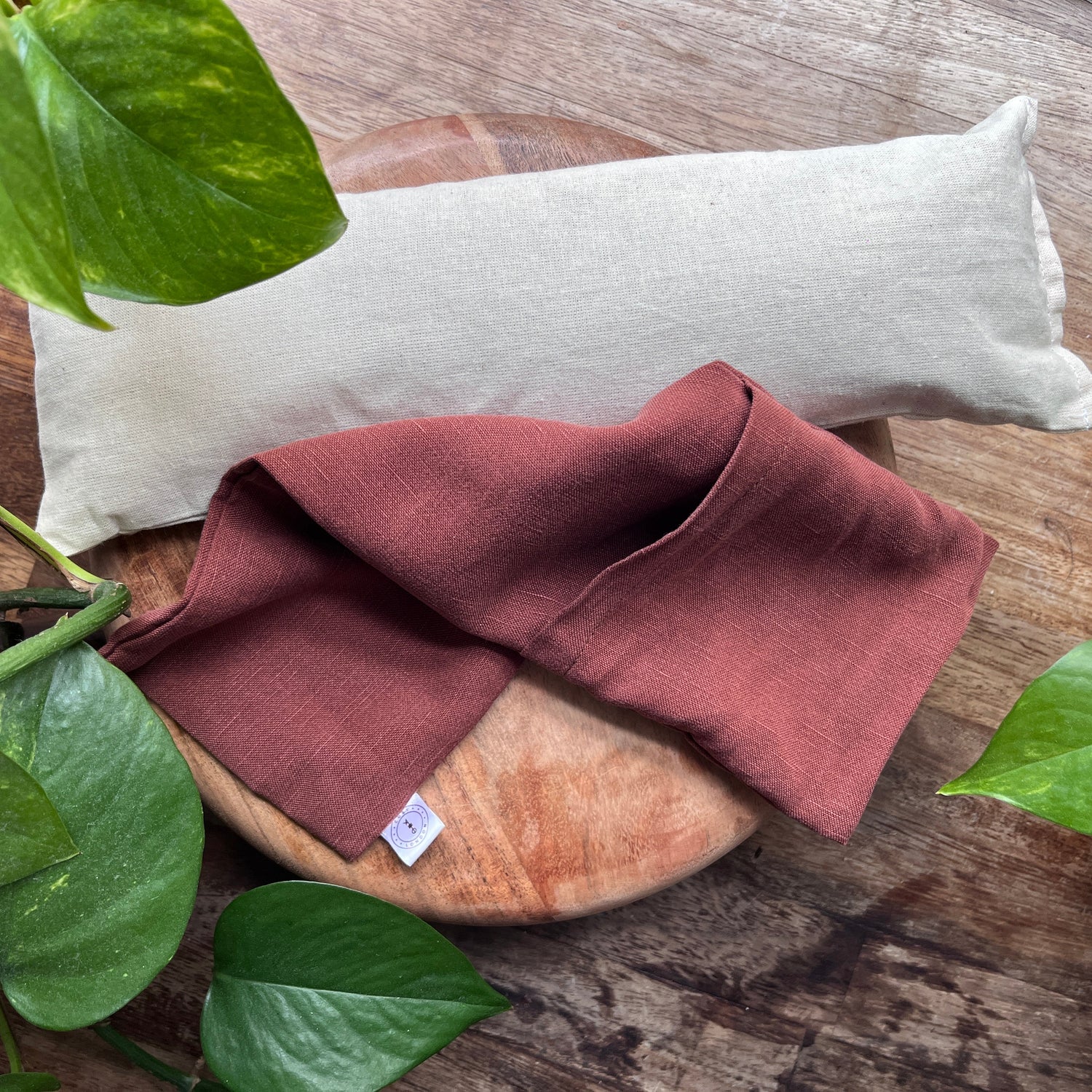 Rosewood Weighted Eye Pillow with Dried Lavender for Rest &amp; Relaxation