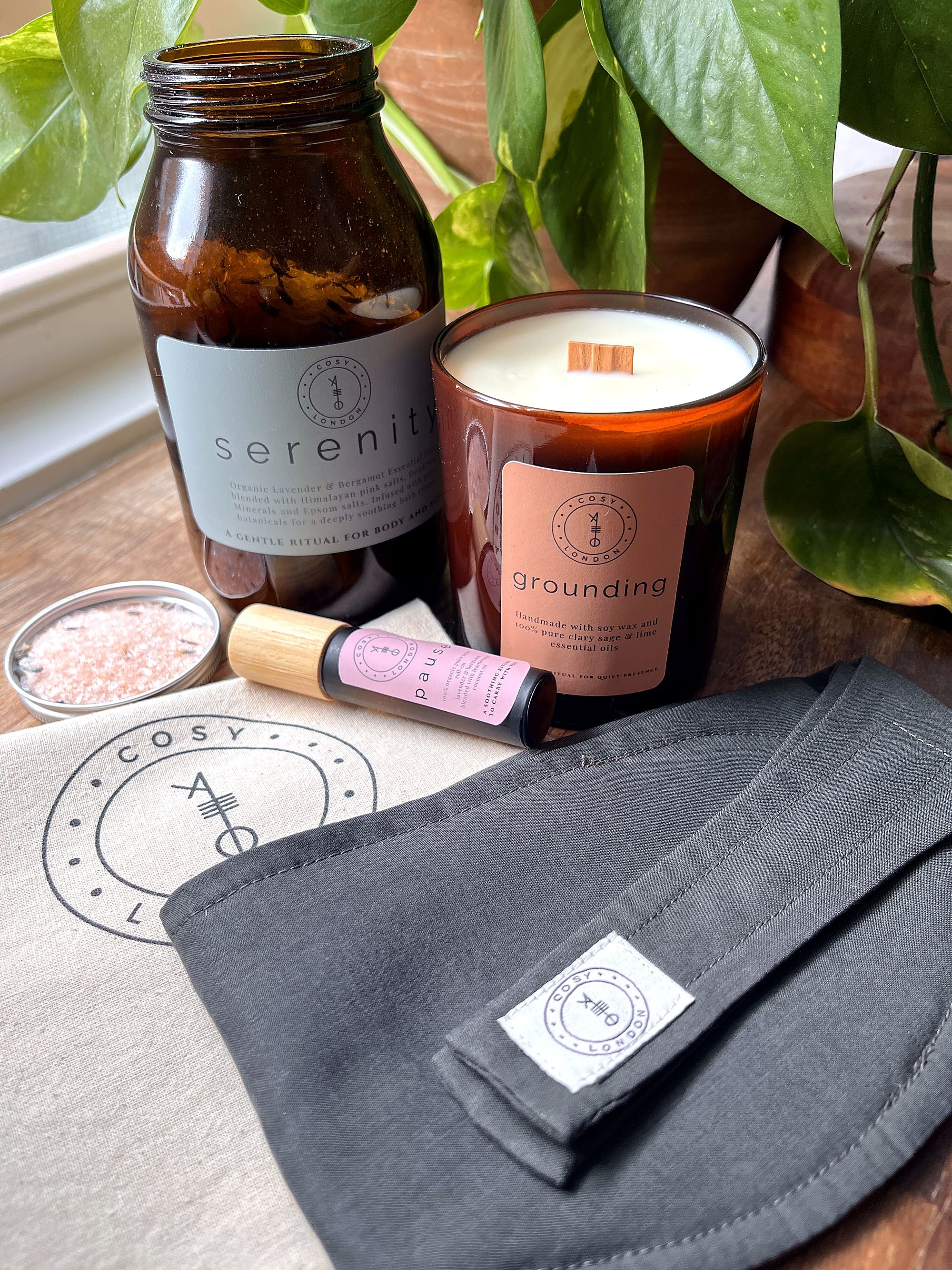 The Signature Sleep Mask and Aromatherapy Calming Gift Set
