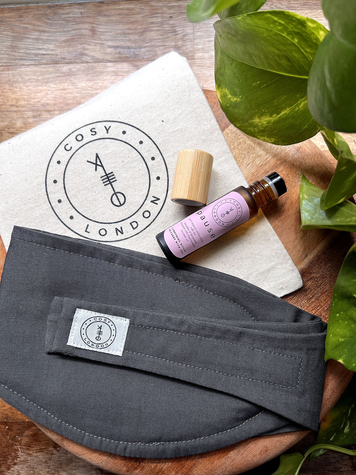 The Dreamer Sleep Mask and Aromatherapy Calming Gift Set