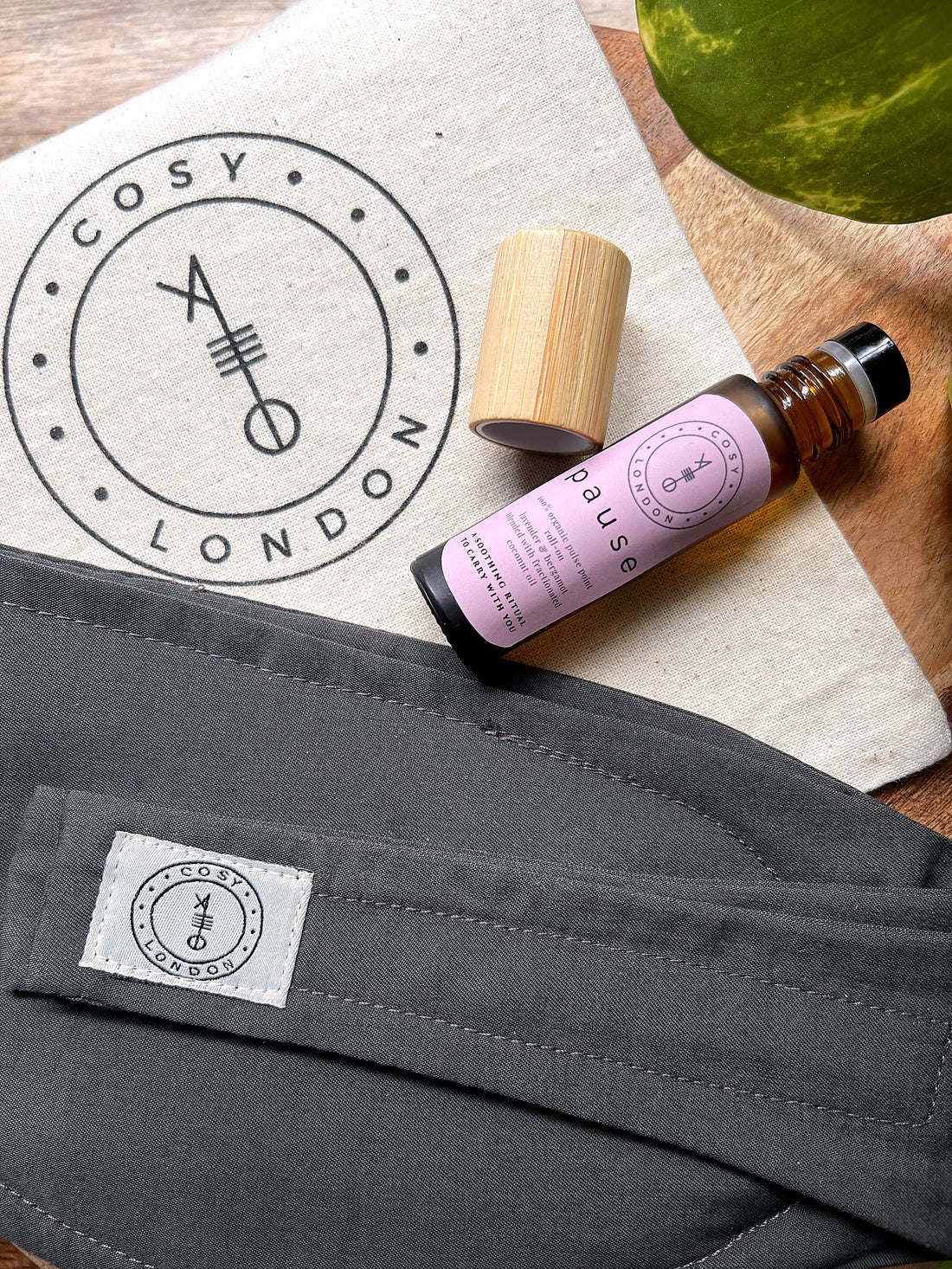 The Dreamer Sleep Mask and Aromatherapy Calming Gift Set