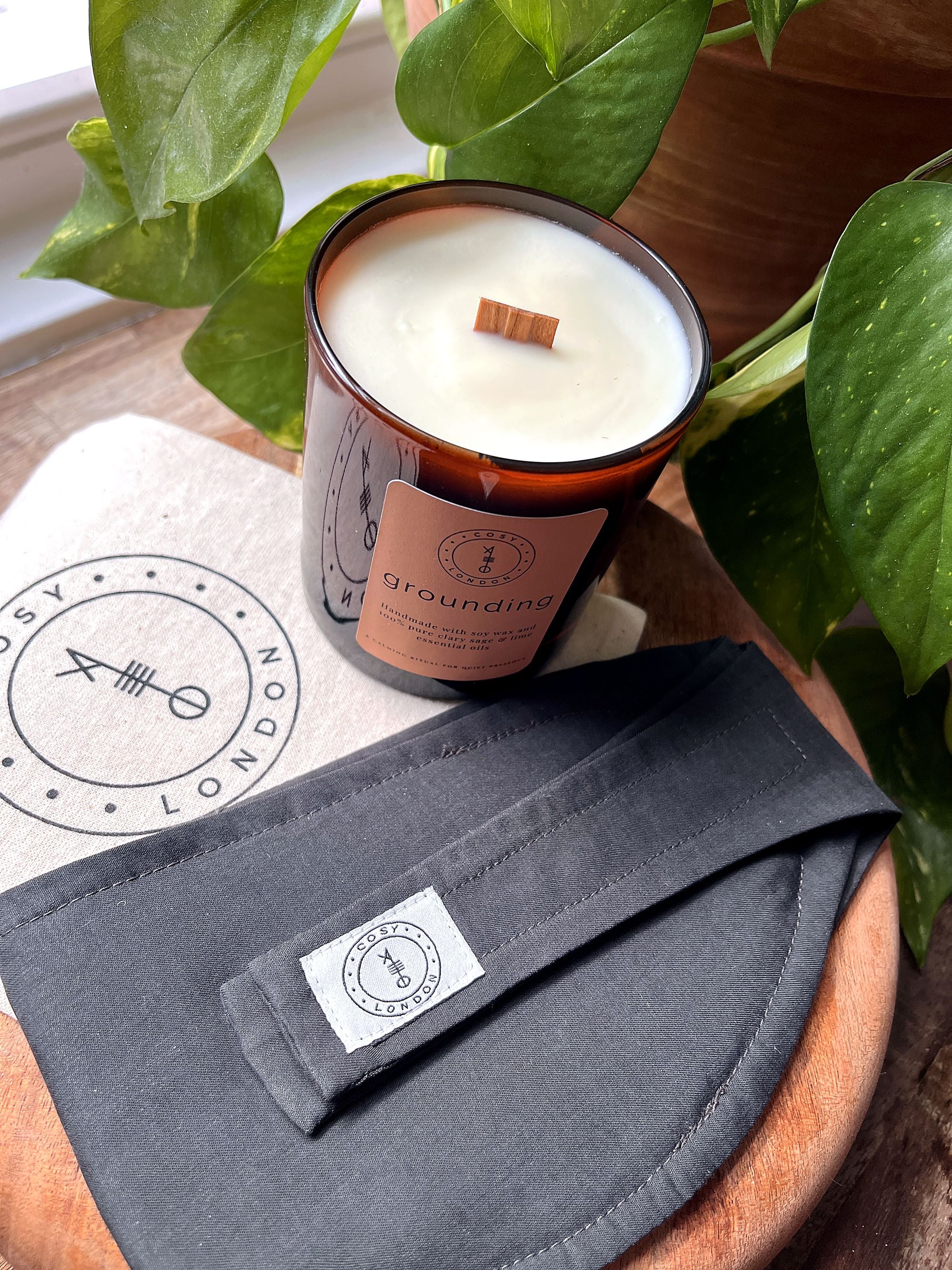 The Restful Set Mask and Aromatherapy Calming Gift Set